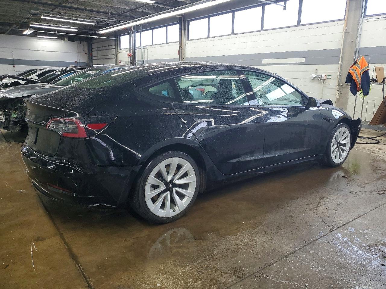 2023 TESLA MODEL 3 photo 3