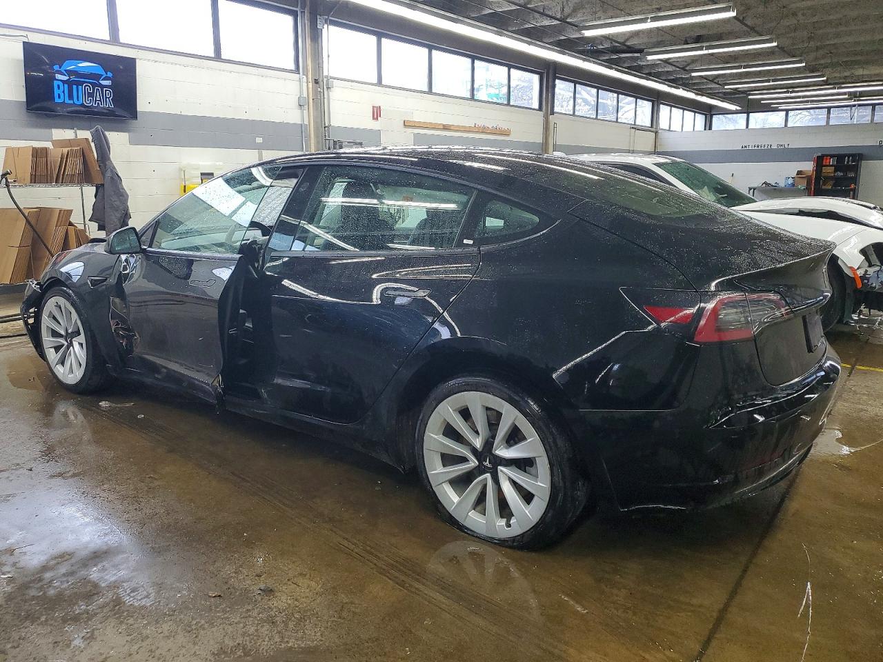 2023 TESLA MODEL 3 photo 2