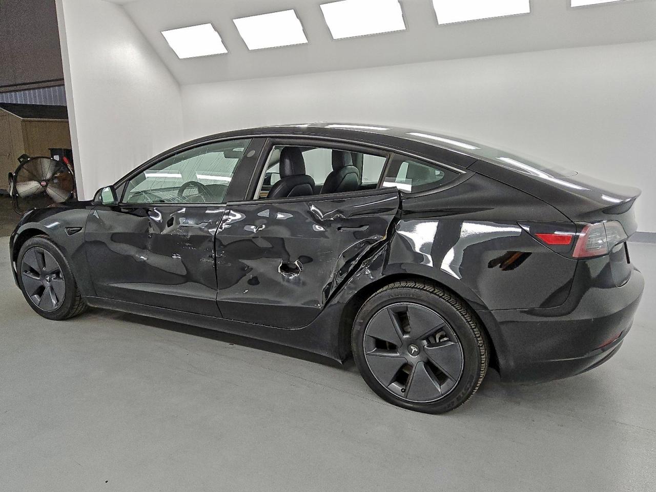 2023 TESLA MODEL 3 photo 3