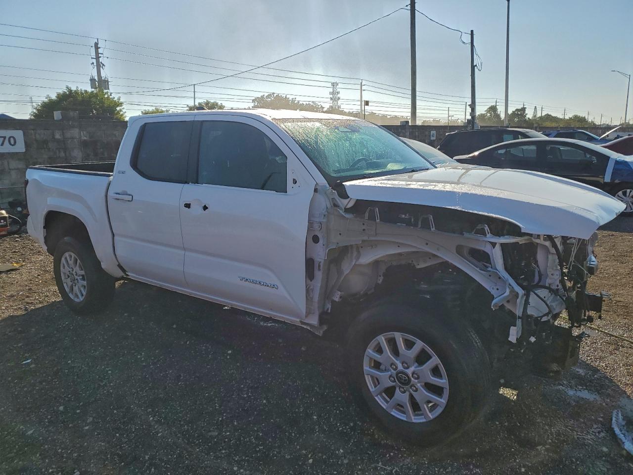 2024 TOYOTA TACOMA DOUBLE CAB photo 4