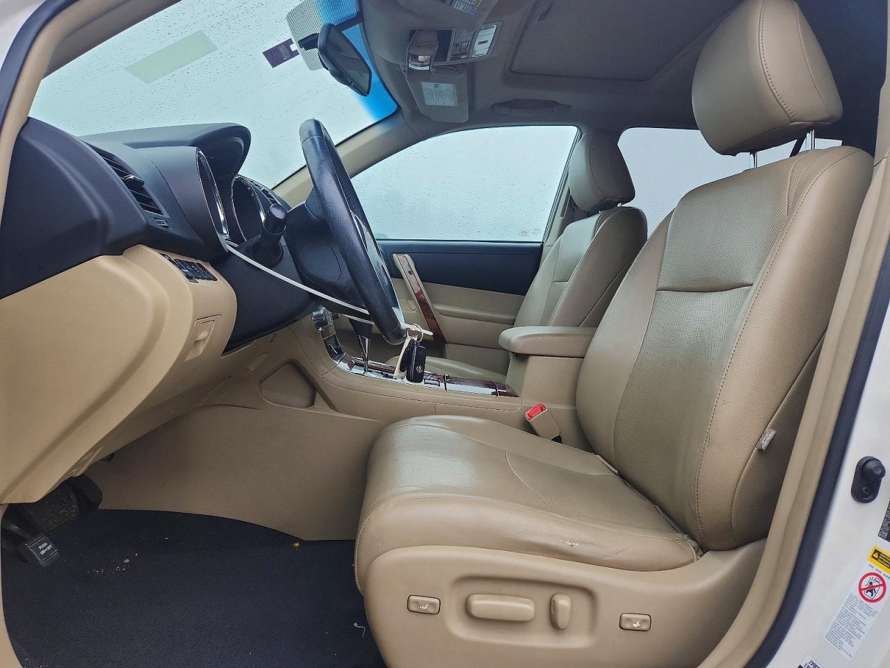 2013 TOYOTA HIGHLANDER LIMITED photo 13