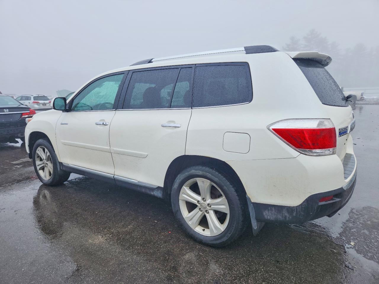 2013 TOYOTA HIGHLANDER LIMITED photo 3
