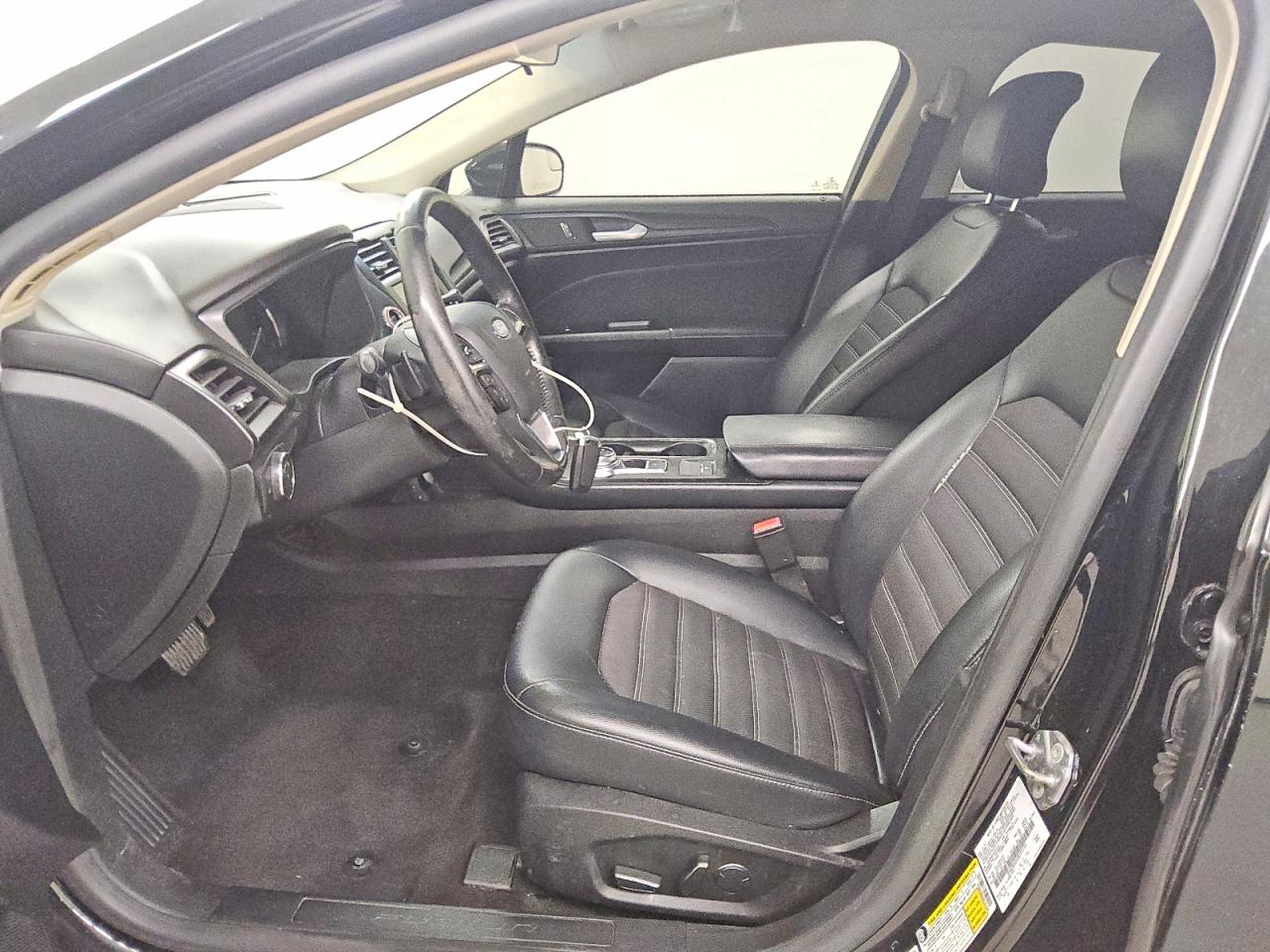 2018 FORD FUSION SE photo 7