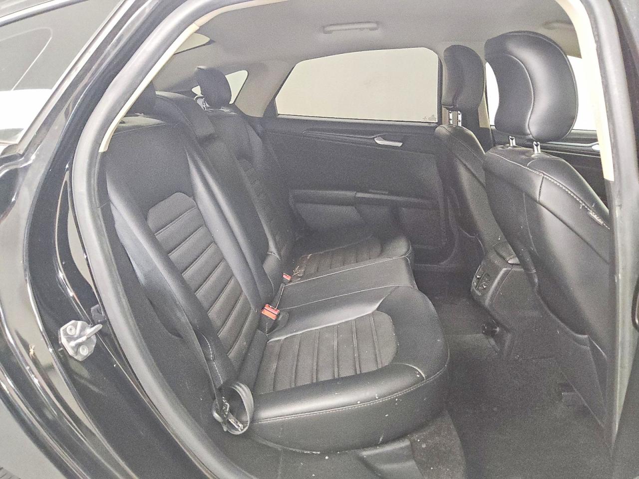 2018 FORD FUSION SE photo 10