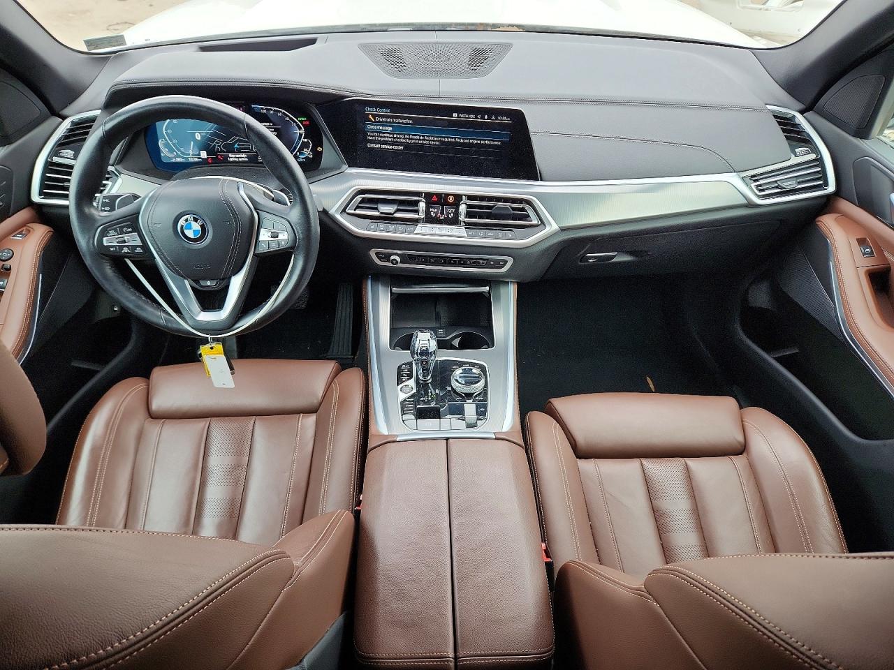 2022 BMW X5 XDRIVE45E photo 8