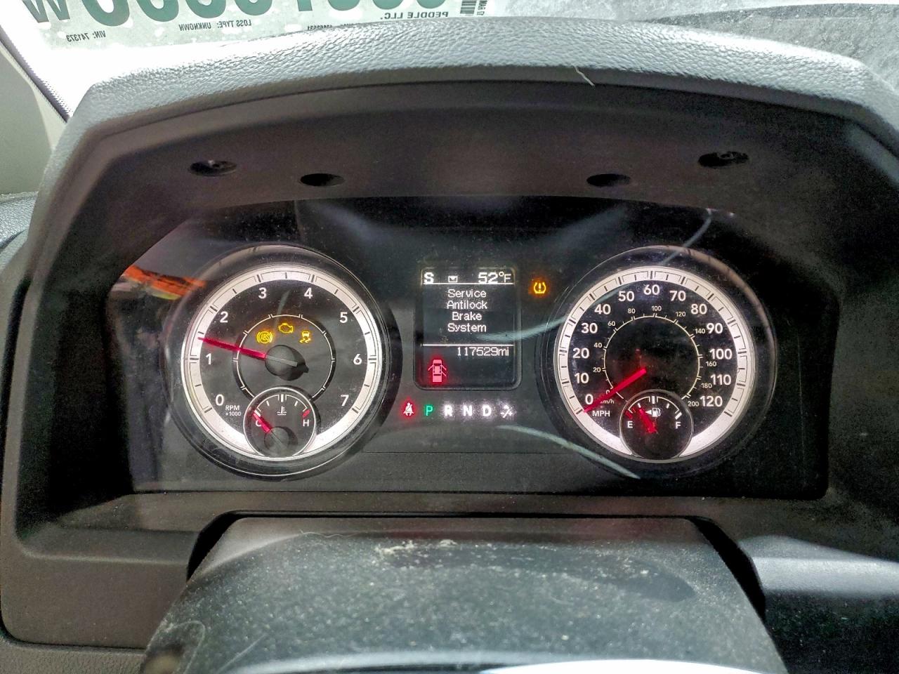 2017 RAM 1500 SLT photo 9