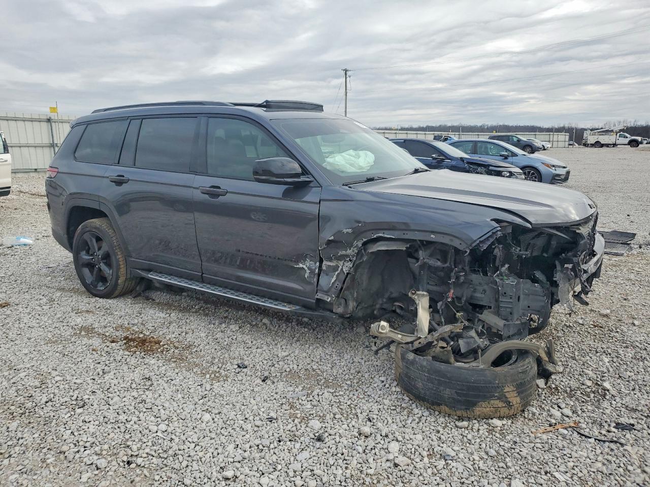 2022 JEEP GRAND CHEROKEE L LIMITED photo 4