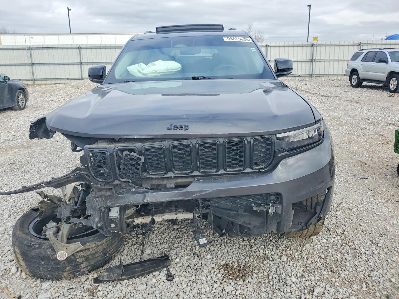 2022 JEEP GRAND CHEROKEE L LIMITED photo 5