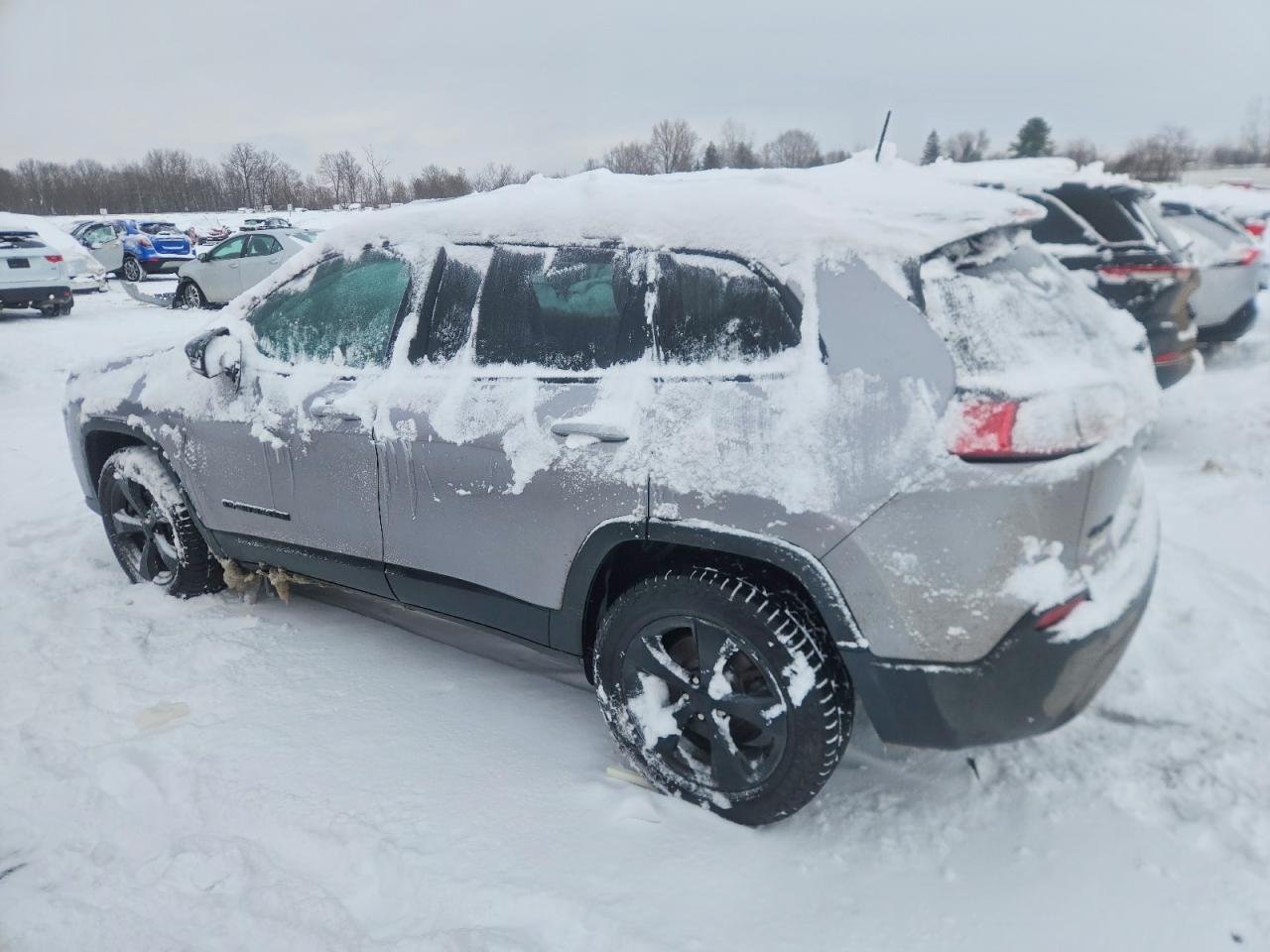 2019 JEEP CHEROKEE LATITUDE PLUS photo 2