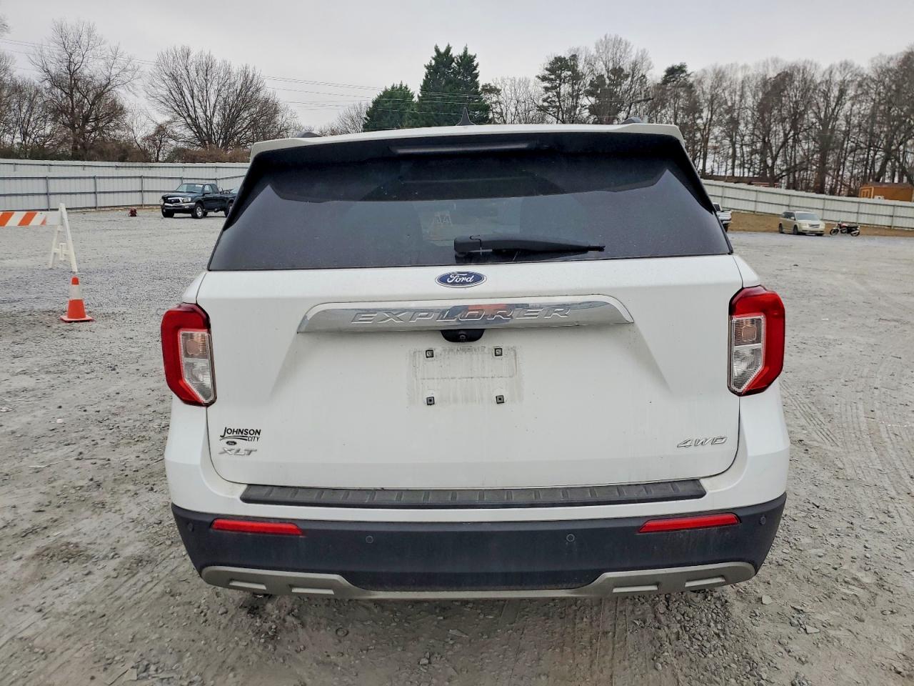 2021 FORD EXPLORER XLT photo 11