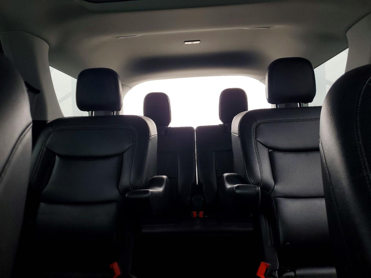 2021 FORD EXPLORER XLT photo 19