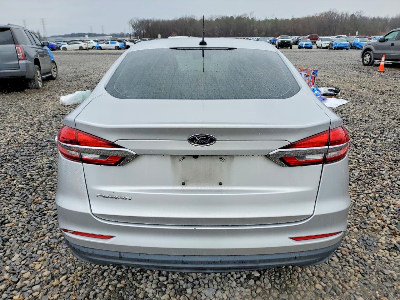 2019 FORD FUSION S photo 6