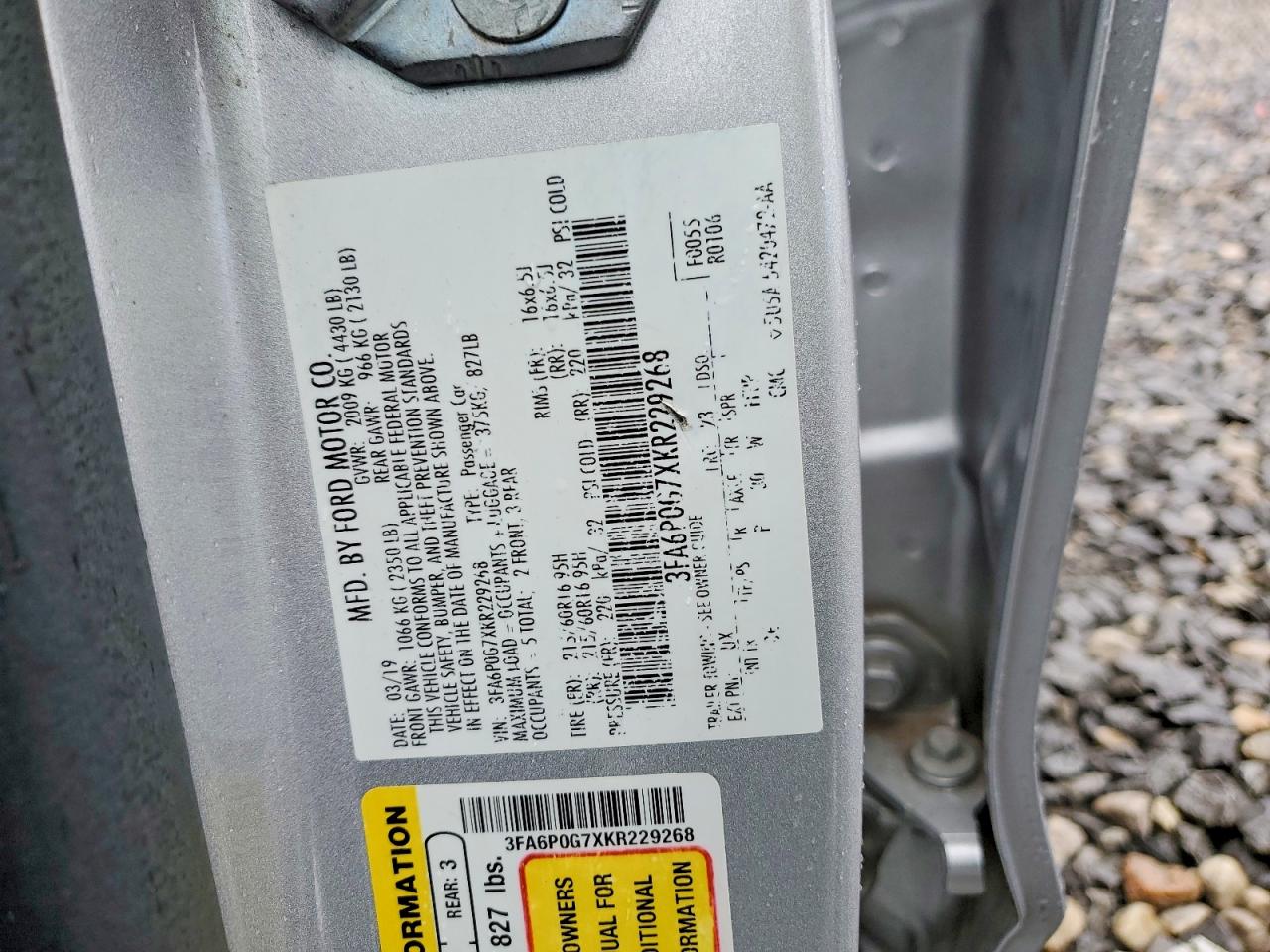 2019 FORD FUSION S photo 12