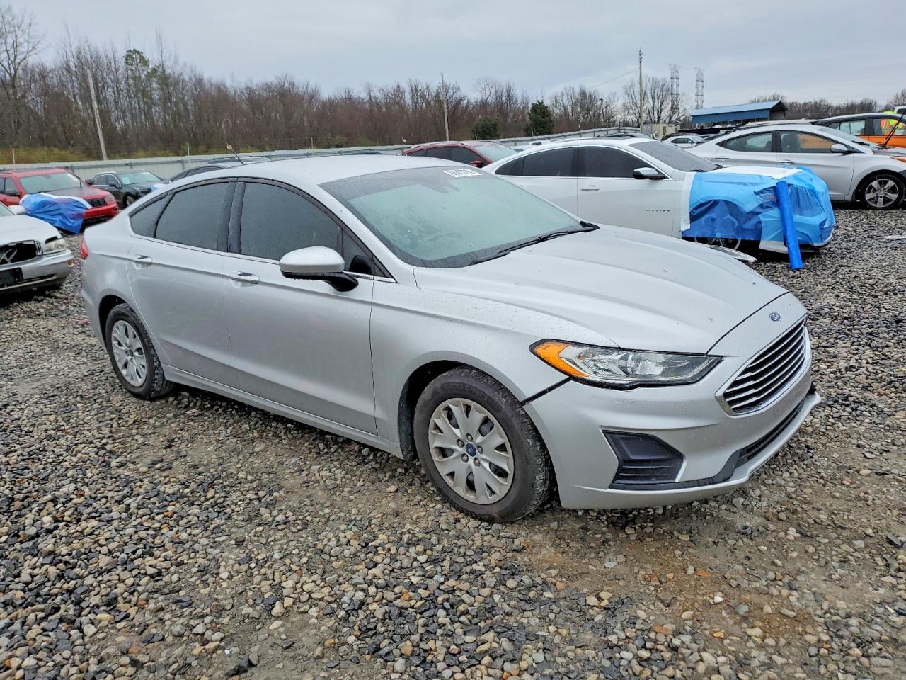2019 FORD FUSION S photo 4