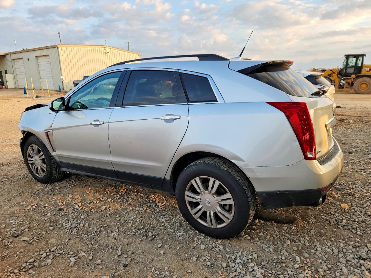 2013 CADILLAC SRX photo 2