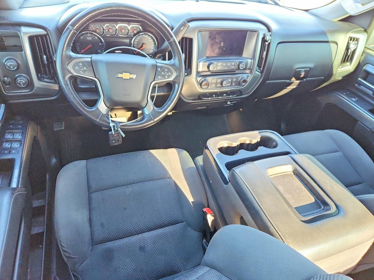 2017 CHEVROLET SILVERADO K1500 LT photo 8
