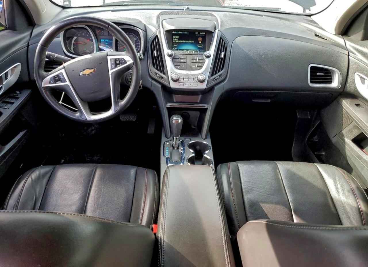 2017 CHEVROLET EQUINOX LT photo 8