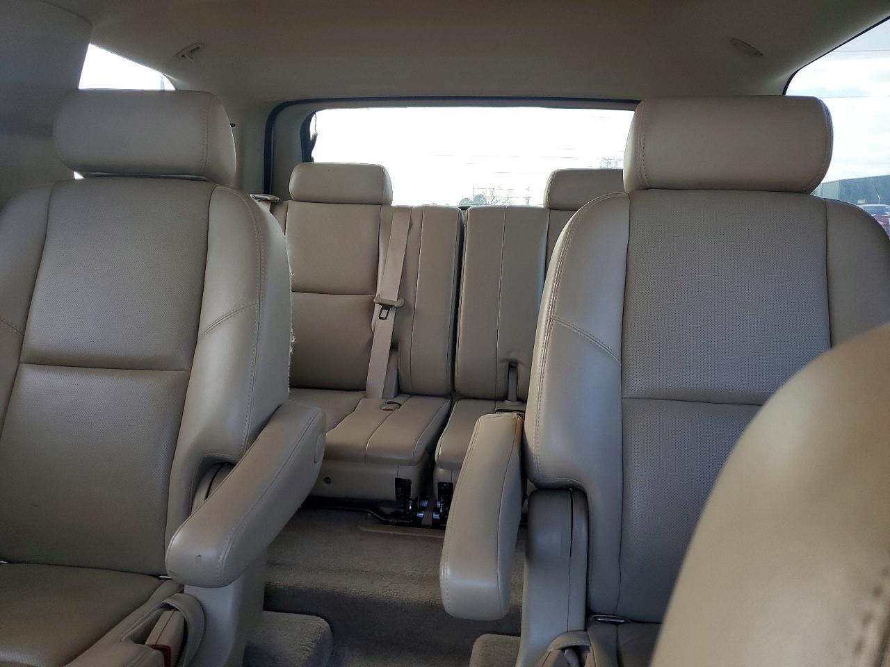 2009 CHEVROLET TAHOE C1500 LTZ photo 10