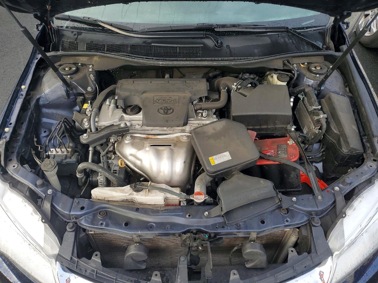 2016 TOYOTA CAMRY LE photo 11