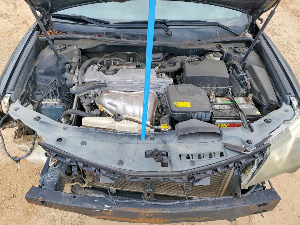 2013 TOYOTA CAMRY L photo 11