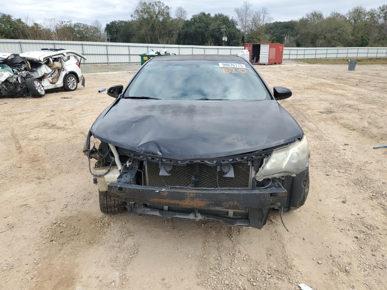 2013 TOYOTA CAMRY L photo 5