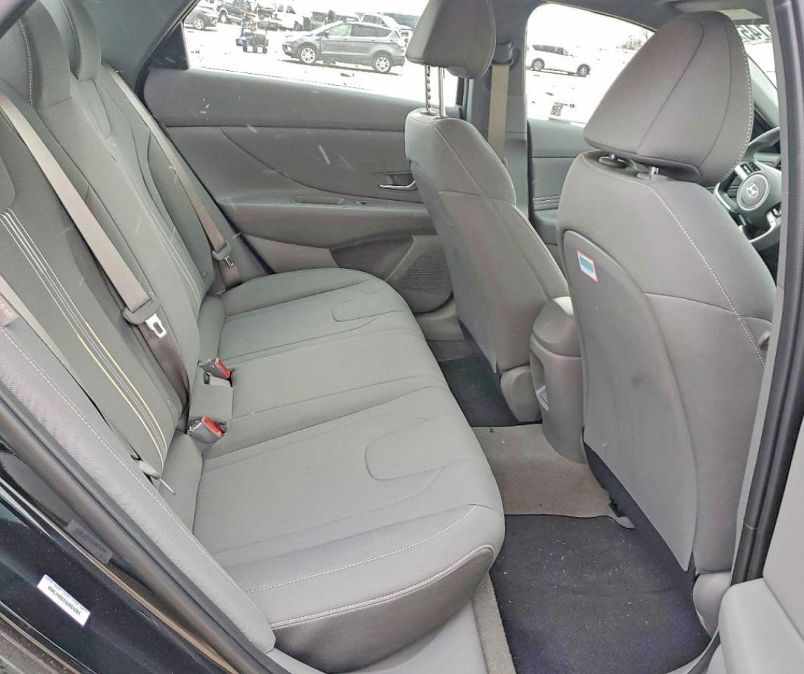 2025 HYUNDAI ELANTRA SEL SPORT photo 10