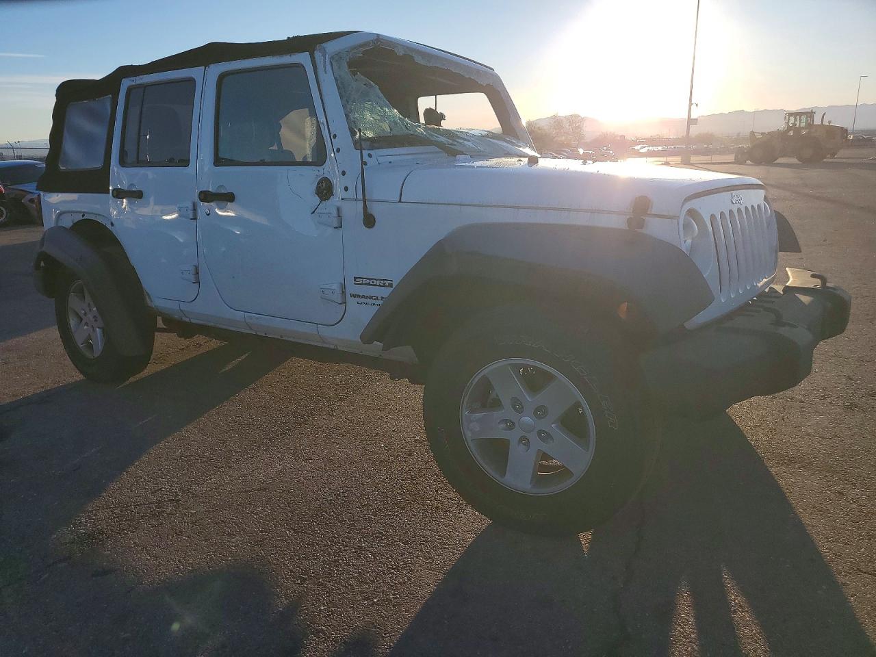 2018 JEEP WRANGLER UNLIMITED SPORT photo 4