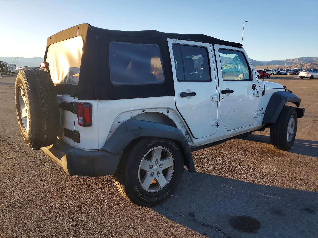 2018 JEEP WRANGLER UNLIMITED SPORT photo 3