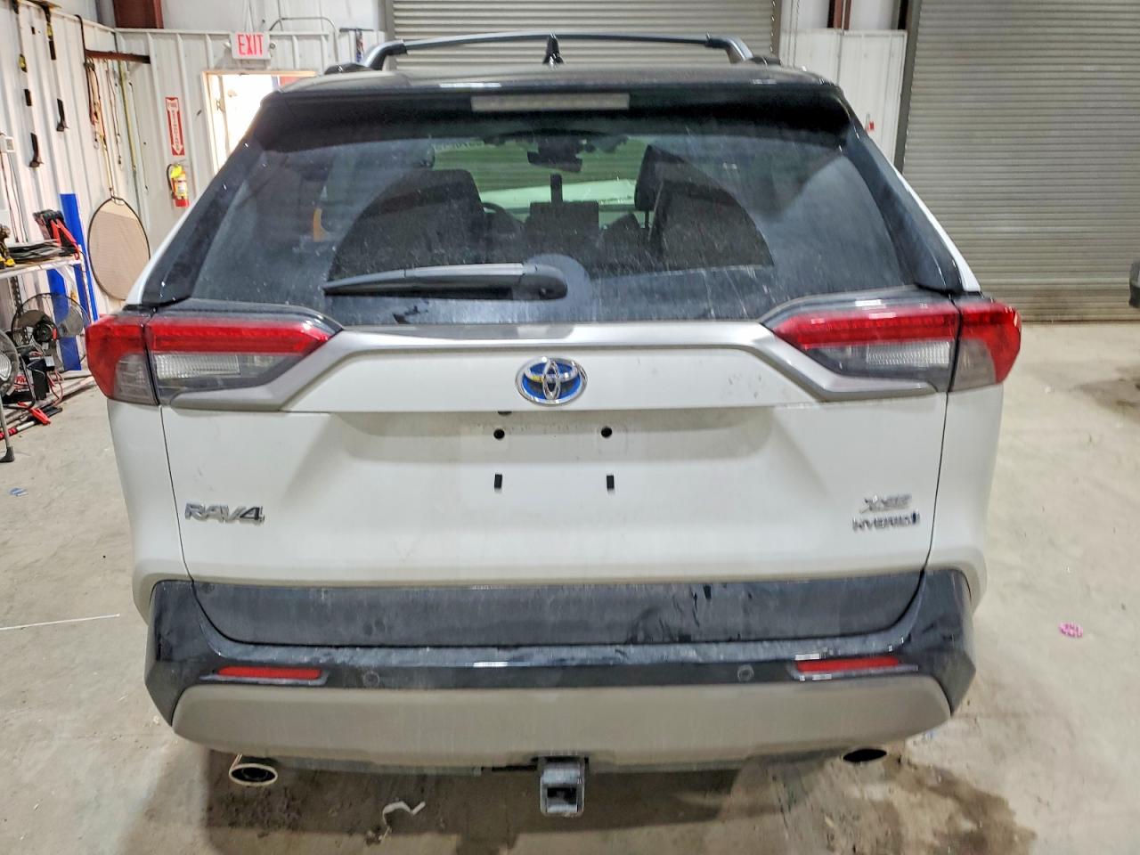2024 TOYOTA RAV4 XSE photo 6