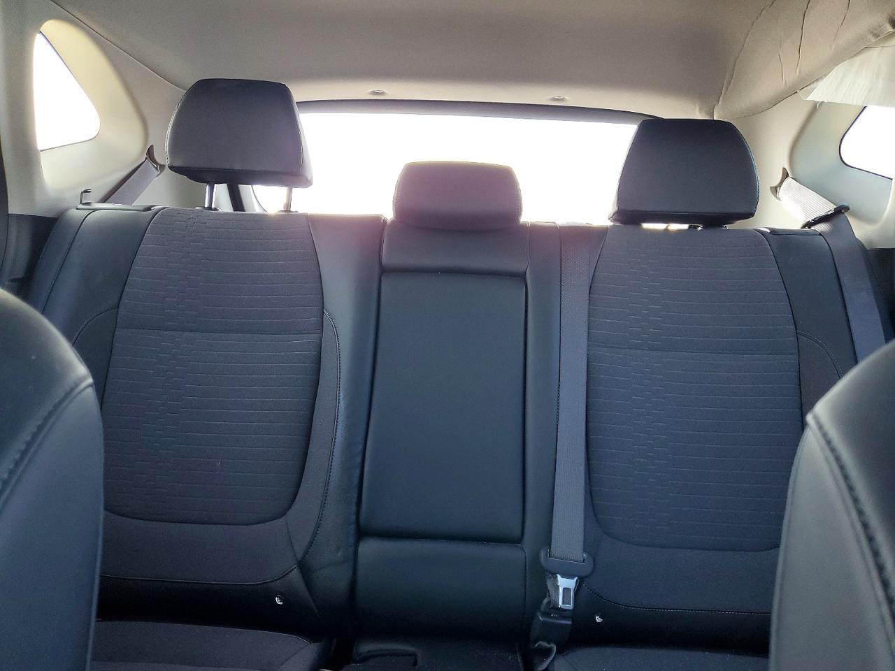 2023 KIA SELTOS S photo 10