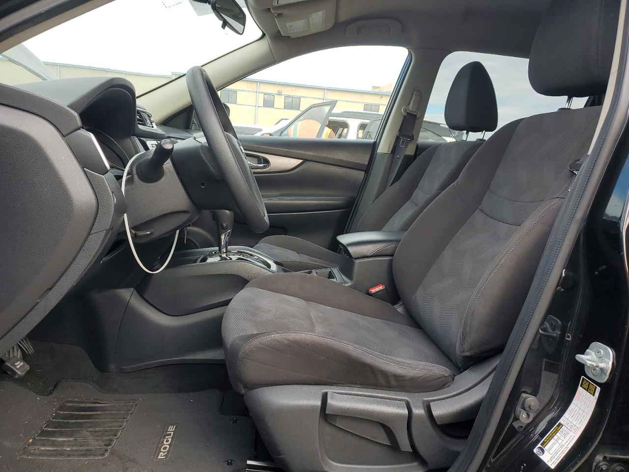 2016 NISSAN ROGUE S photo 7