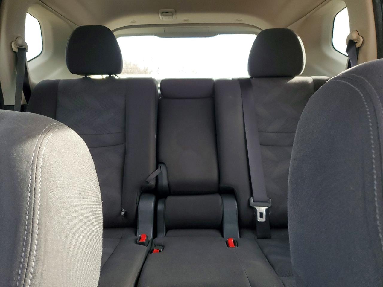 2016 NISSAN ROGUE S photo 10