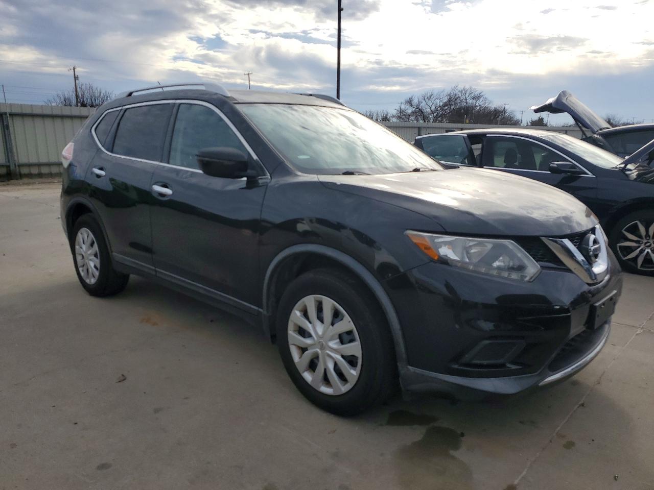 2016 NISSAN ROGUE S photo 4