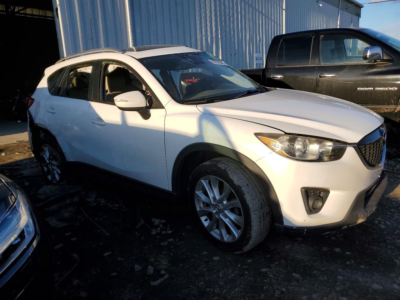 2015 MAZDA CX-5 GT photo 4