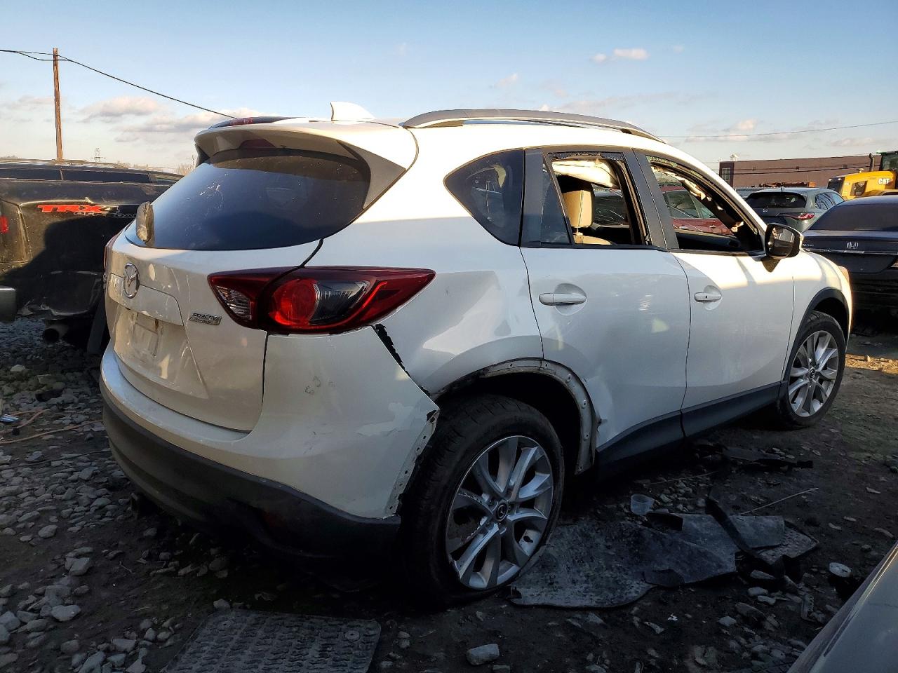 2015 MAZDA CX-5 GT photo 3