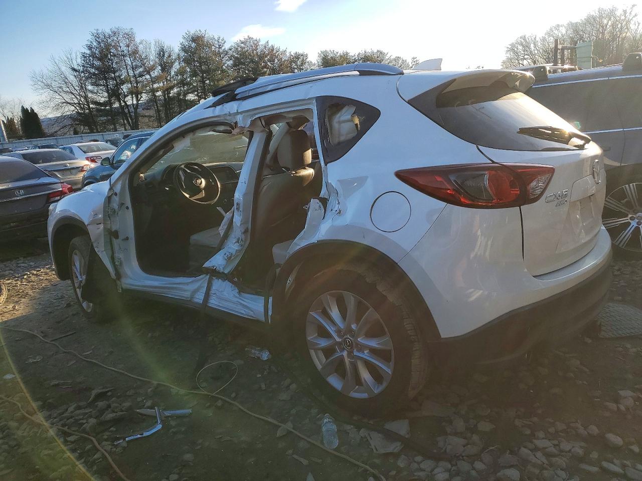2015 MAZDA CX-5 GT photo 2