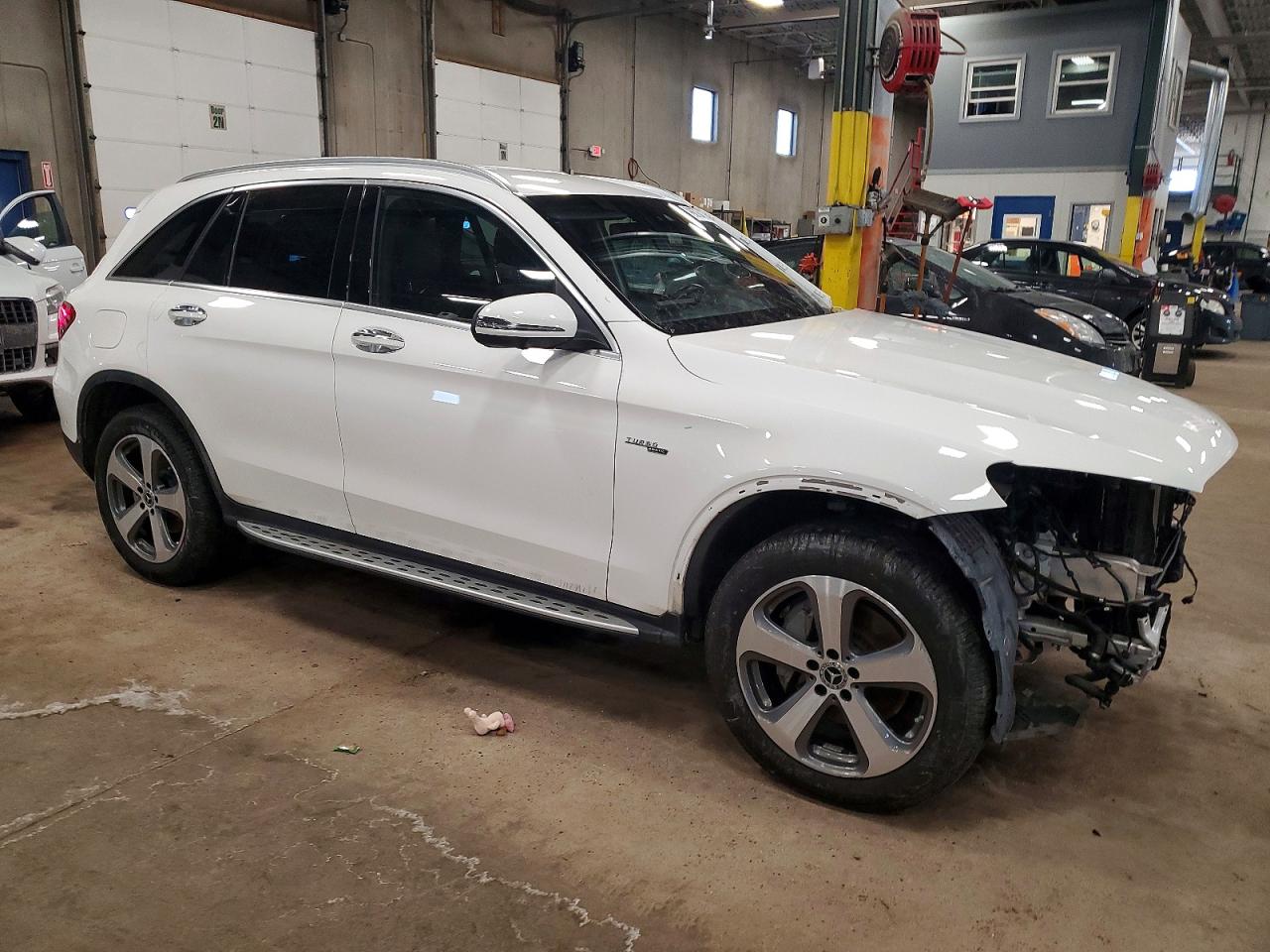 2022 MERCEDES-BENZ GLC 300 4MATIC photo 4