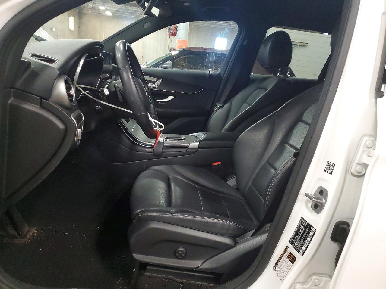 2022 MERCEDES-BENZ GLC 300 4MATIC photo 7