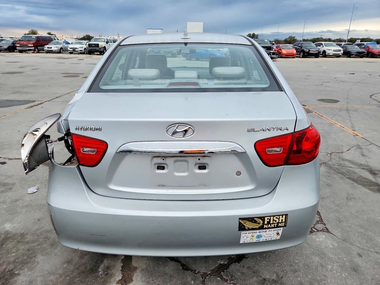 2010 HYUNDAI ELANTRA BLUE photo 6
