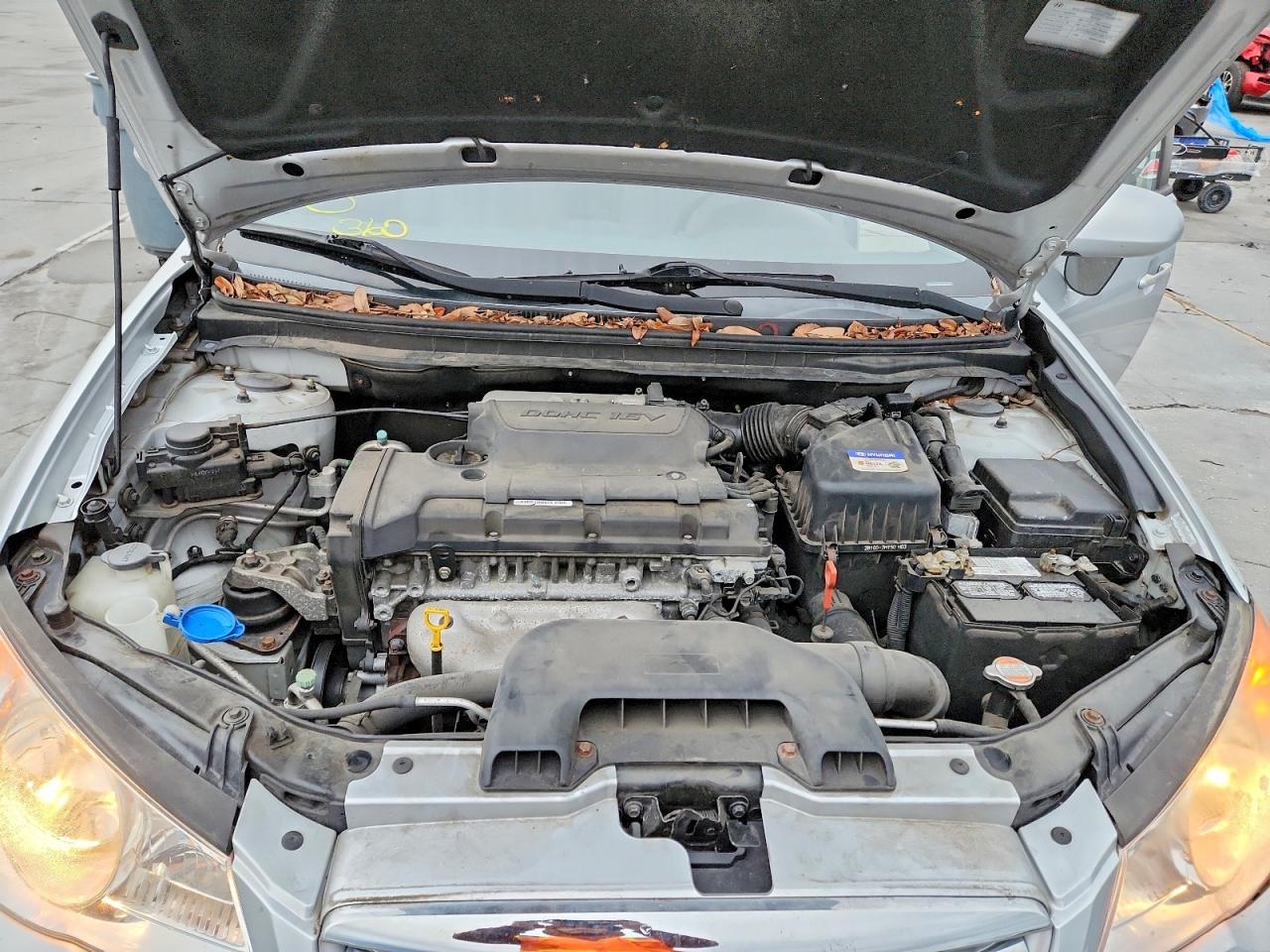 2010 HYUNDAI ELANTRA BLUE photo 11