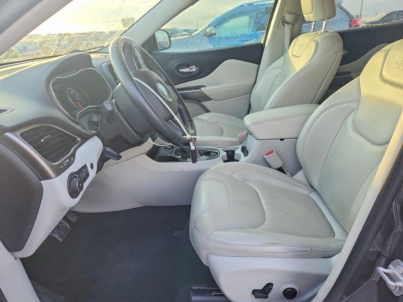 2019 JEEP CHEROKEE LIMITED photo 7