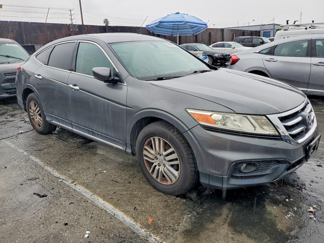 2013 HONDA CROSSTOUR EX photo 4