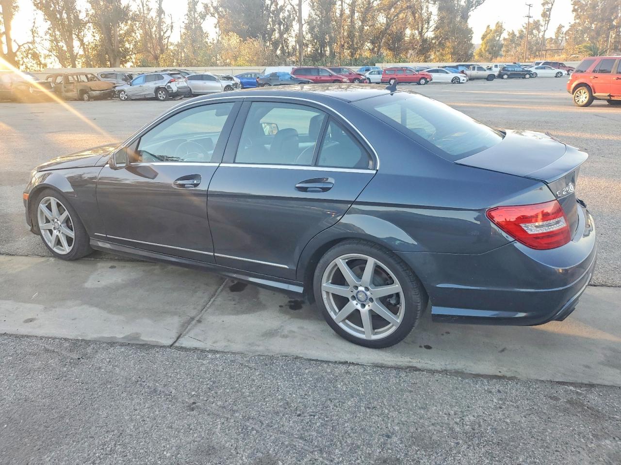 2014 MERCEDES-BENZ C 250 photo 2