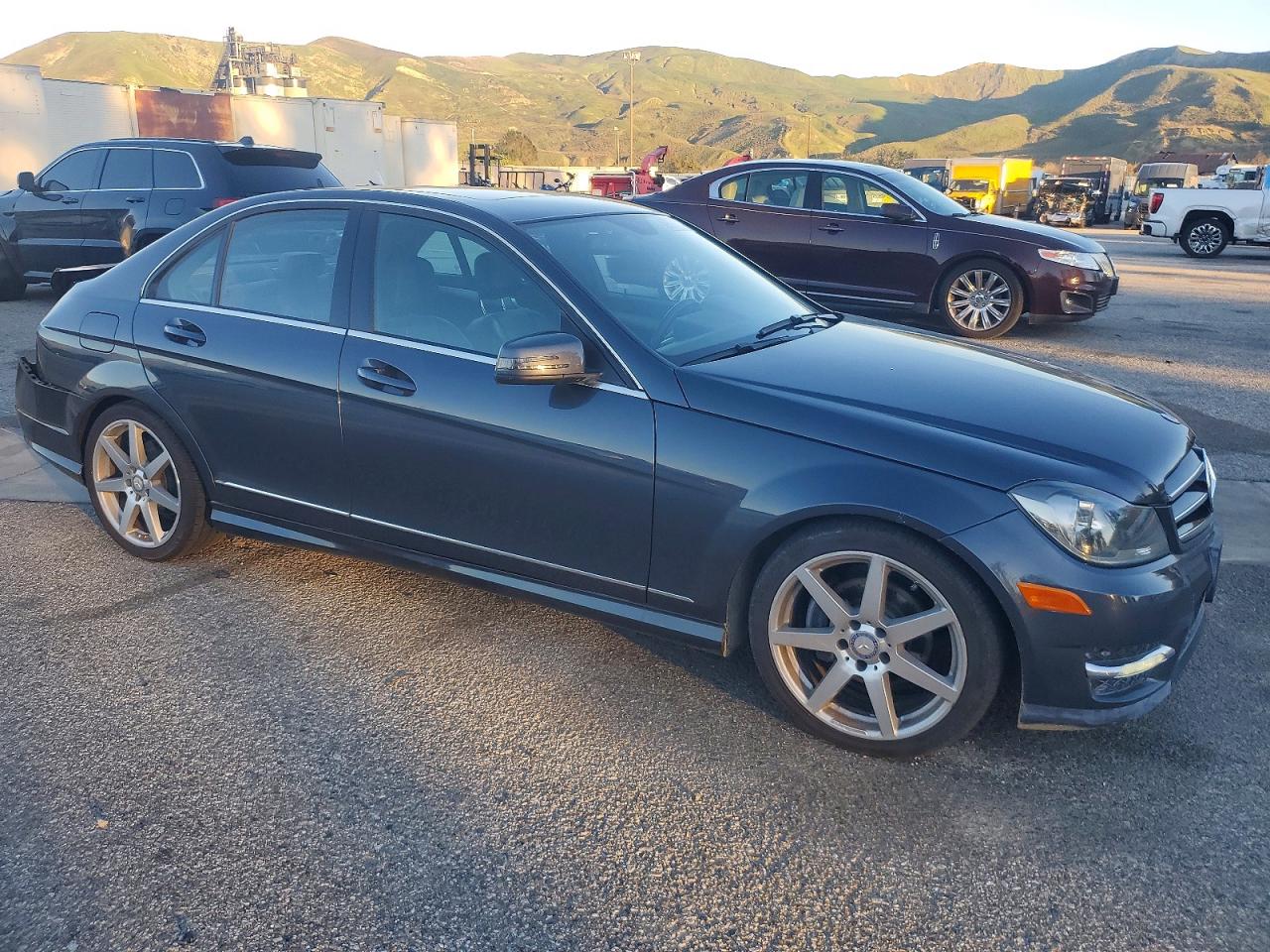 2014 MERCEDES-BENZ C 250 photo 4