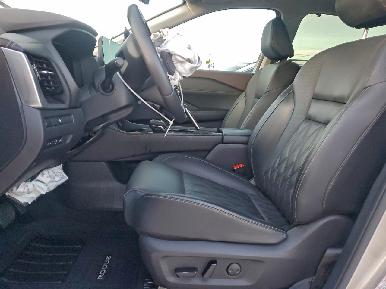 2023 NISSAN ROGUE PLATINUM photo 7