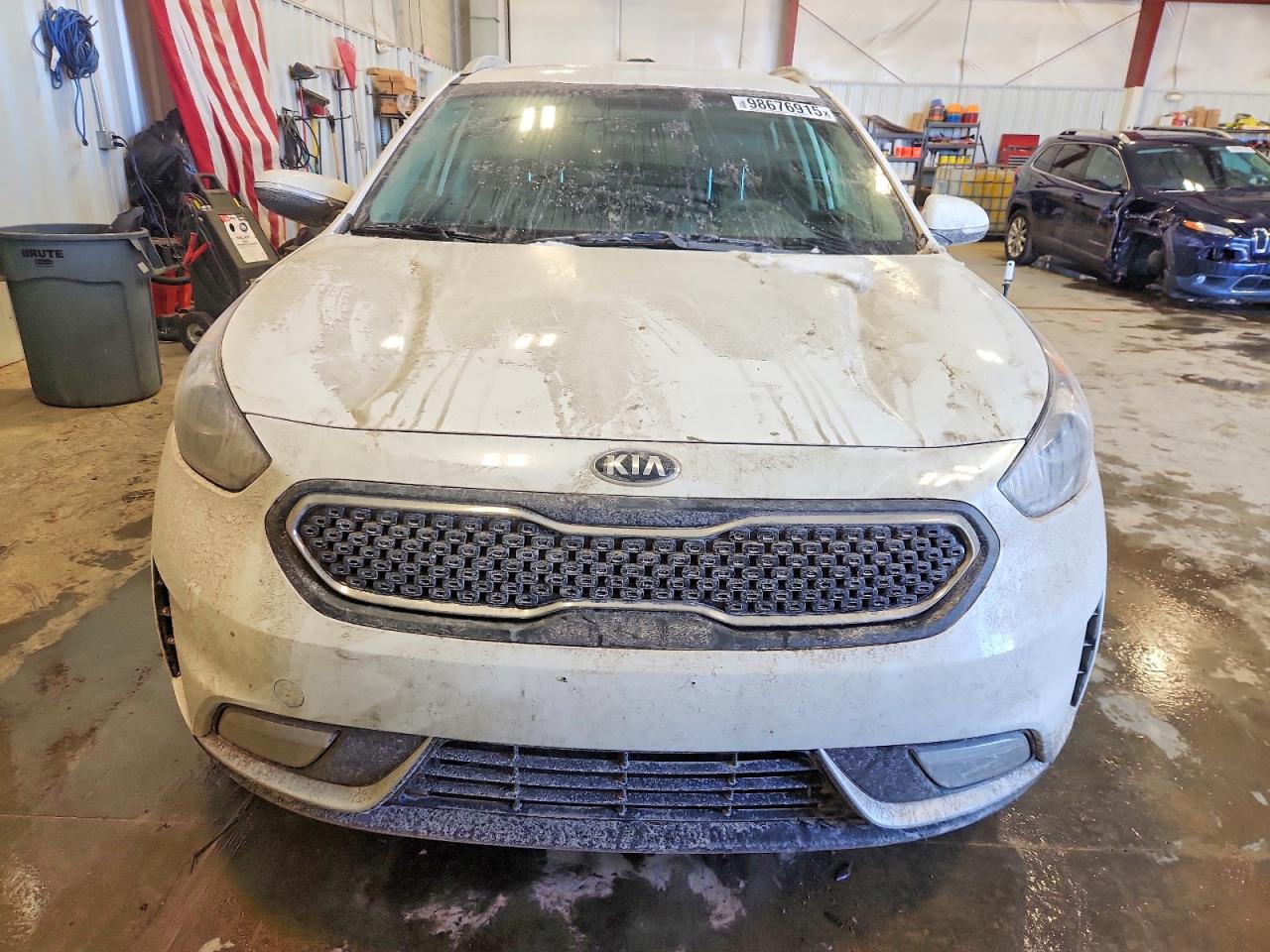 2018 KIA NIRO EX photo 9