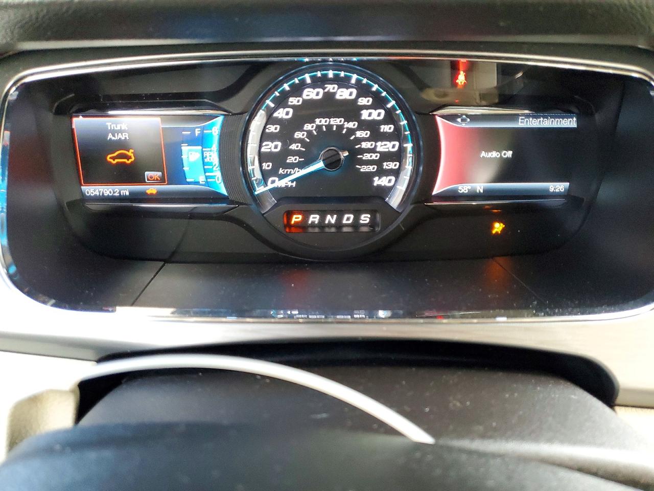 2018 FORD TAURUS SEL photo 9