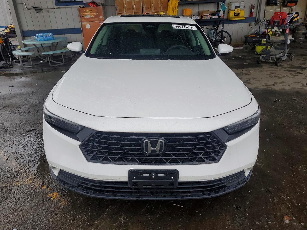 2024 HONDA ACCORD EX photo 5
