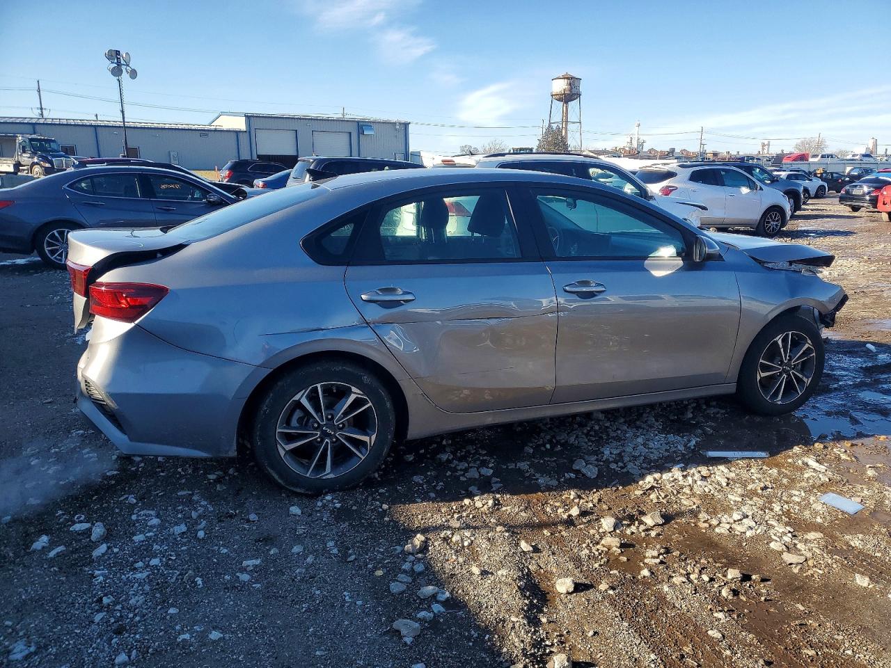 2024 KIA FORTE LX photo 5
