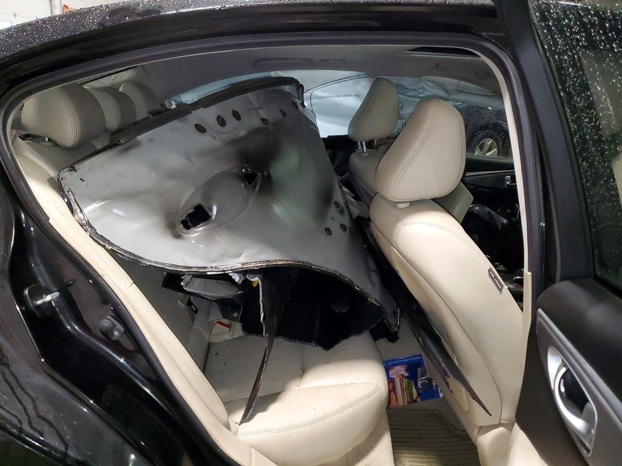 2015 INFINITI Q50 BASE photo 10